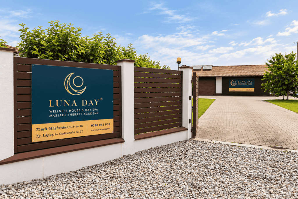 lunaday-tauti-parcare-spatioasa-salon-masaj-3 lunaday-tauti-parcare-spatioasa-salon-masaj